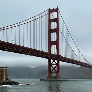 Meet your Posher, Em